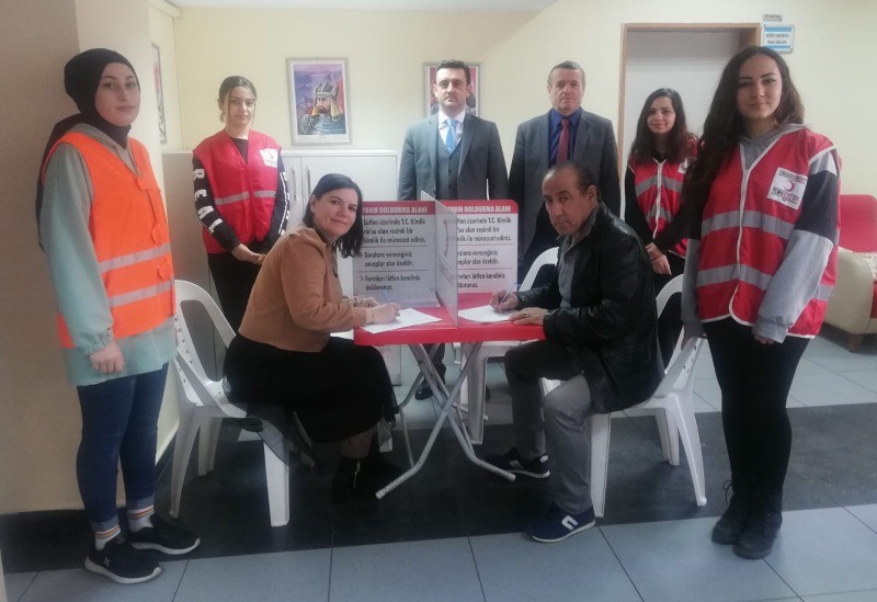 Kızılay KSO Dumlupınar Ortaokulu’nda kan bağışı düzenledi