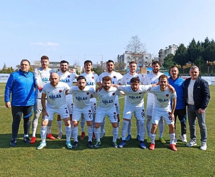 Gölcükspor kendi evinde Uzunköprüspor’a gol yağdırdı 5-0 8’DE 8 YAPTIK