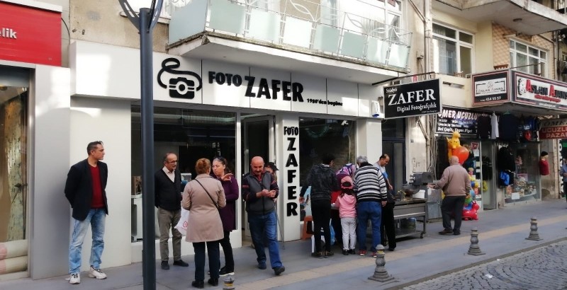 Foto Zafer’in kurucusu Zafer Gür vefatının 9. Yıldönümünde anıldı 500 KİŞİLİK LOKMA DAĞITTILAR