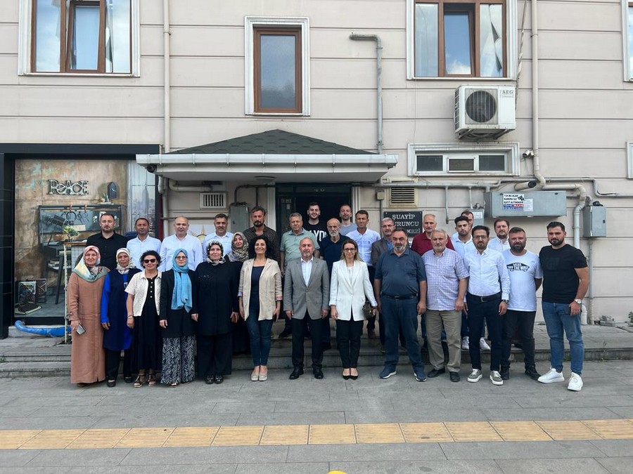 AK Parti İlçe Yönetimi MHP İlçe Yönetimini ağırladı “CUMHUR İTTİFAKI ÜLKEMİZİN HAYRI İÇİN UZUN VADEDE KURULAN BİR İTTİFAKTIR”