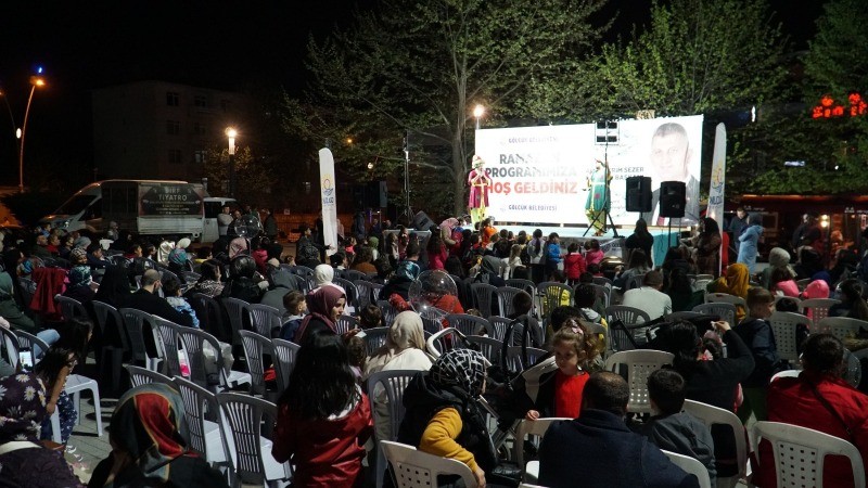 Değirmendere Fındık Festivali’nde sahne alan Kıraç DEĞİRMENDERE’Yİ SALLADI