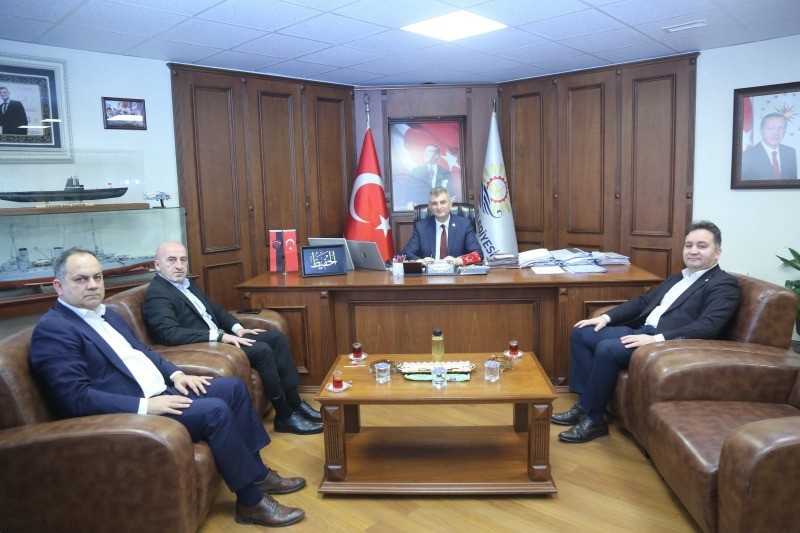 Türk Harb-İş Kocaeli Şubesi Başkan Sezer’i ziyaret etti