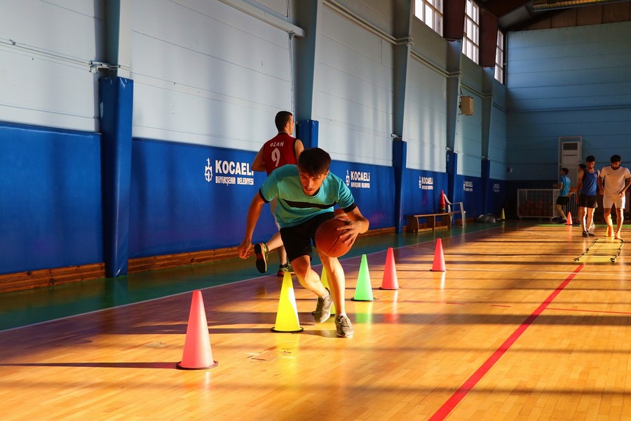 Büyükşehir’le 26 öğrenci Spor Lisesi’ni kazandı