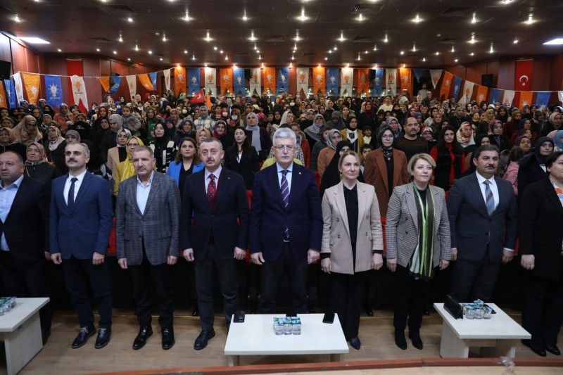 AK Parti Kocaeli İl Başkanı Mehmet Ellibeş, GÜNDEMİ DEĞERLENDİRDİ