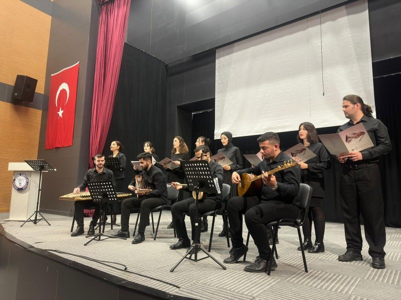 KOÜ devlet konservatuvarı Türk müziği bölümü öğrencilerinden 10 KASIM ÖZEL ATATÜRK’ÜN SEVDİĞİ TÜRKÜLER DİNLETİSİ