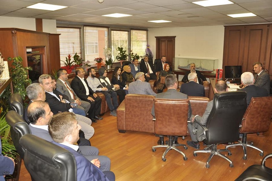 AK Parti İl Yönetimi’nden Başkan Sezer’e ziyaret
