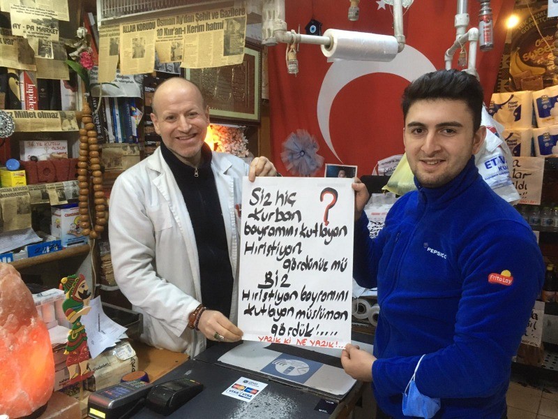 Siz hiç Kurban Bayramını kutlayan Hıristiyan gördünüz mü? ‘BİZ HIRİSTİYAN BAYRAMINI KUTLAYAN MÜSLÜMAN GÖRDÜK’