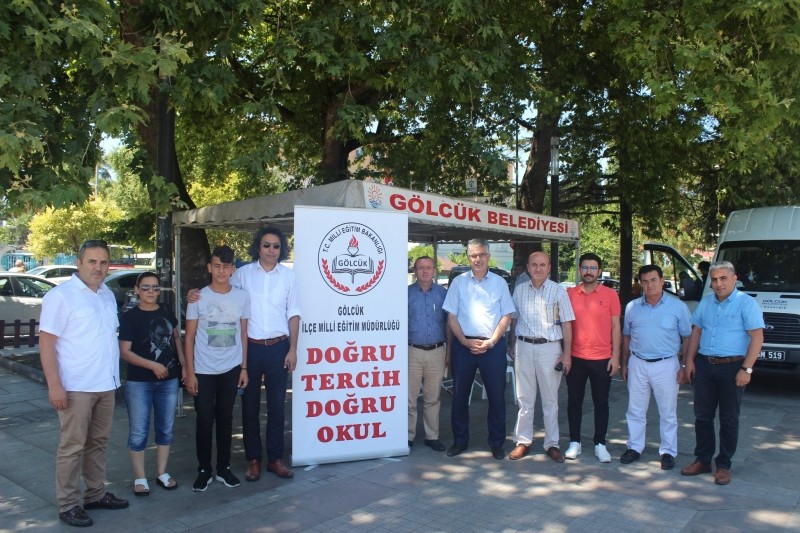 Milli Eğitim Müdürlüğü Doğru Tercih İçin Anıtpark’ta Stant Açtı  TERCİH KOMİSYONLARI REHBERLİK İÇİN GÖREVE HAZIR