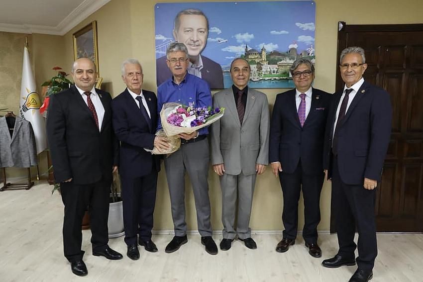 TEMAD Gölcük Şubesi’nden  BAŞKAN  ELLİBEŞ’E HAYIRLI OLSUN ZİYARETİ