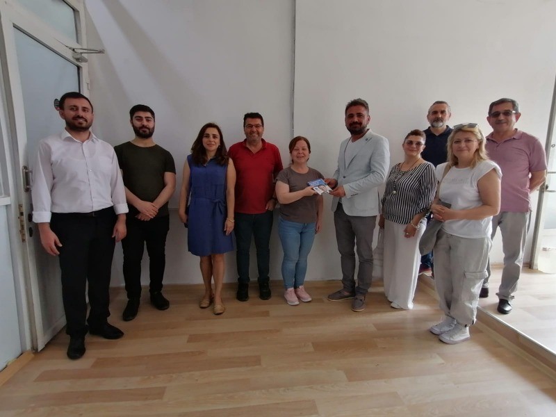 DEVA Partisi’nden Gazetemize ziyaret ‘GEBZE MİTİNGİMİZE DAVETLİSİNİZ’