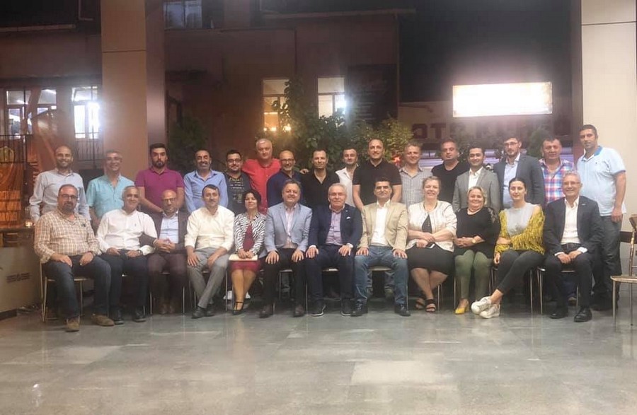 Millet ittifakı düzenledikleri yemekte bir araya geldiler SEÇİMDEN SEÇİME DEĞİL HER ZAMAN BİR VE BERABERLER