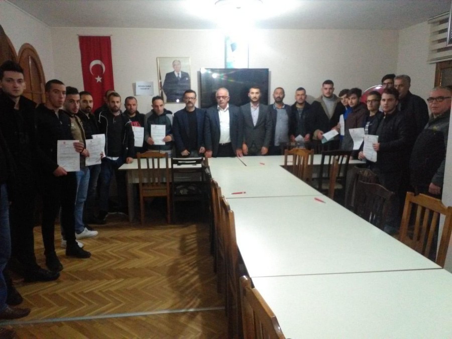 Gölcük Ülkü Ocakları MHP İlçe Başkanlığı davasına sahip çıkıyor