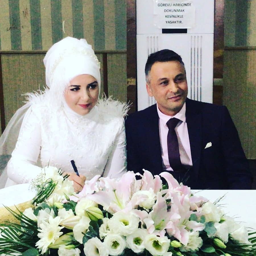 Melek ve Ersoy çifti dünya evine girdi  ‘ÖMÜR BOYU MUTLULUKLAR’