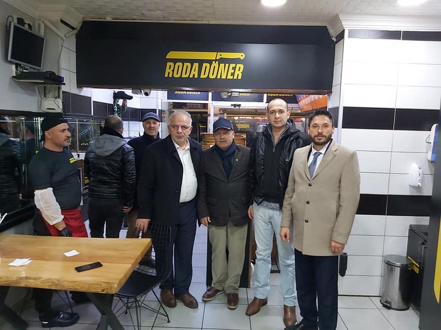MHP’nin 40×40 programı devam ediyor GÖLCÜK ESNAFINI DİNLEDİLER