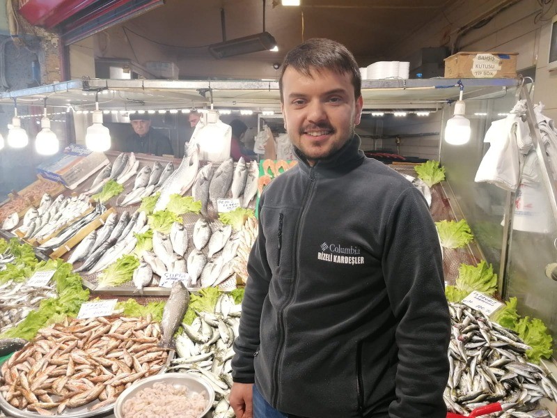 Karadeniz’de Hamsi avı yasağı geldi/KİLOSU 130 LİRAYA ÇIKTI