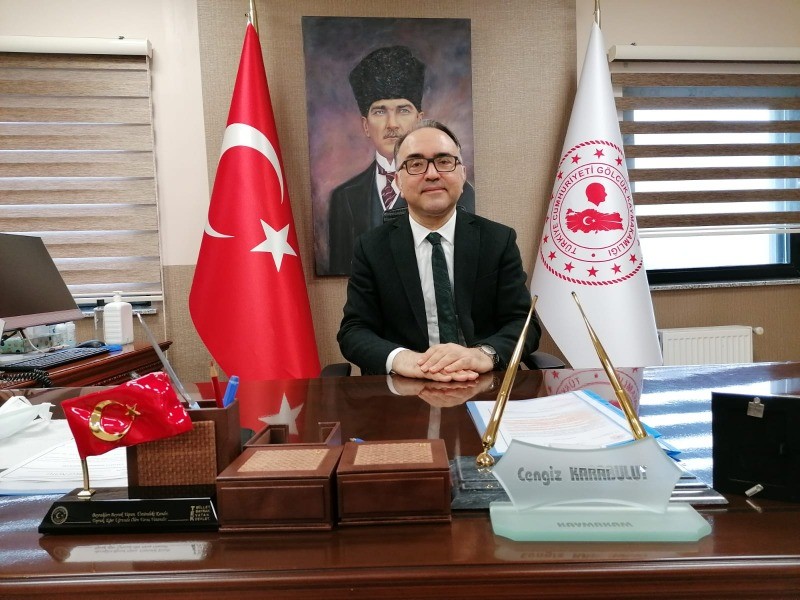 Kaymakam Cengiz Karabulut’tan tüm Kadınlara Çağrı ‘KADES’İ MUTLAKA İNDİRİN’