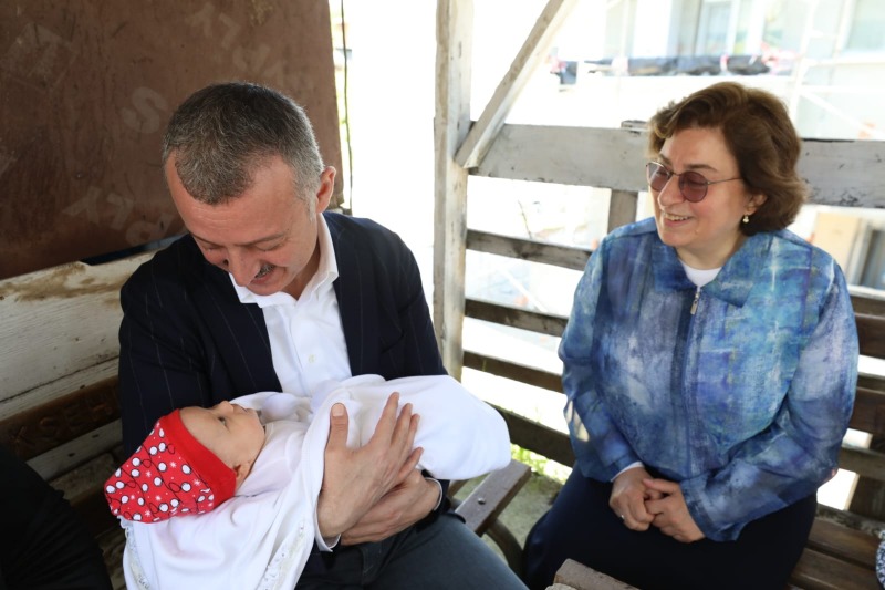 Başkan Büyükakın’dan şehit annesine anlamlı ziyaret