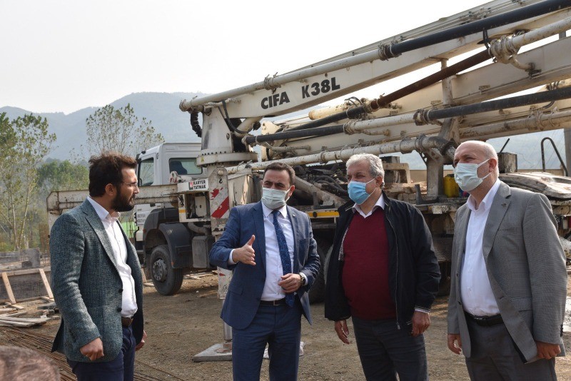 Özlü, ‘Sporun ve sporcularımızın gelişimini destekliyoruz’