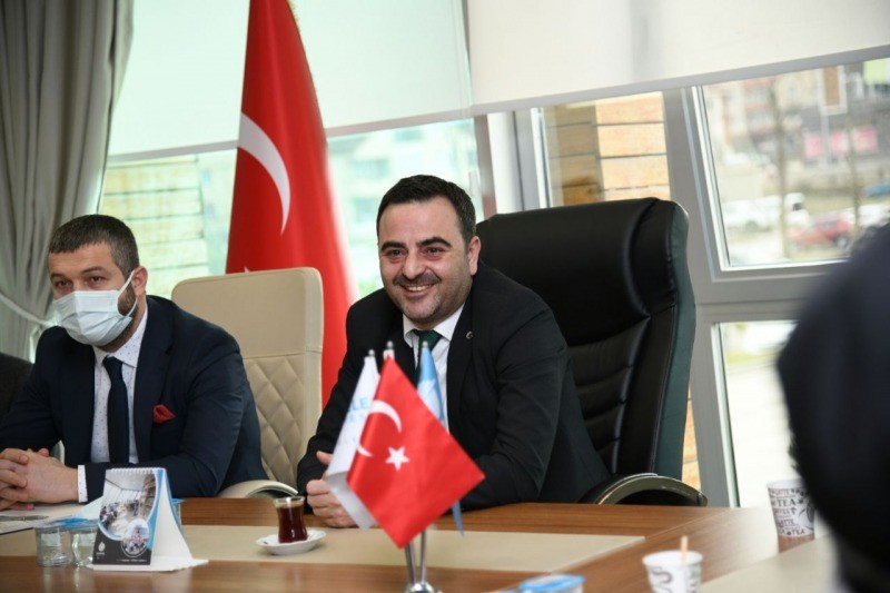 Başkan Özlü: 111 Bin 641 Kişilik Ailemize Hizmet İçin Varız