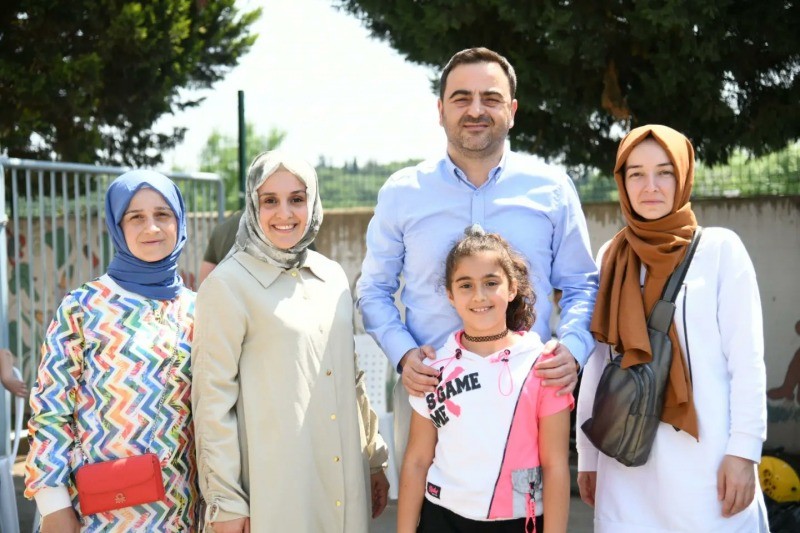 Başkan Özlü’den Okul Kermeslerine Destek