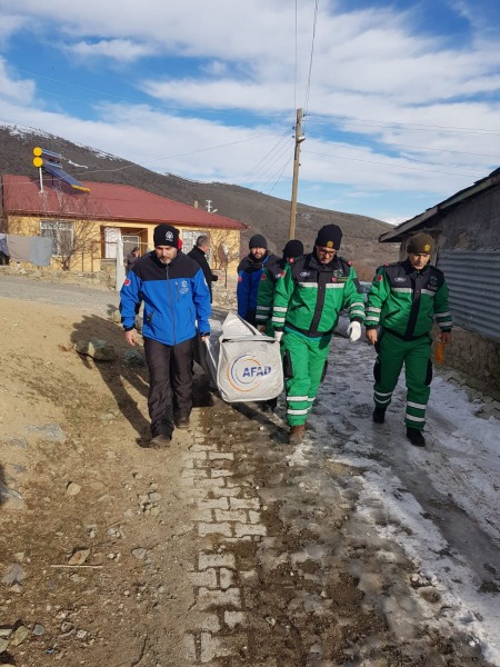 Büyükşehir’in deneyimli deprem ekibi Elazığ’da