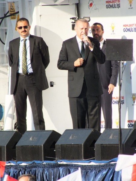 120 BİNE HİTAP ETTİ