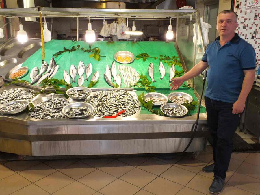 Yaz aylarının vazgeçilmezi balık yüz güldürüyor