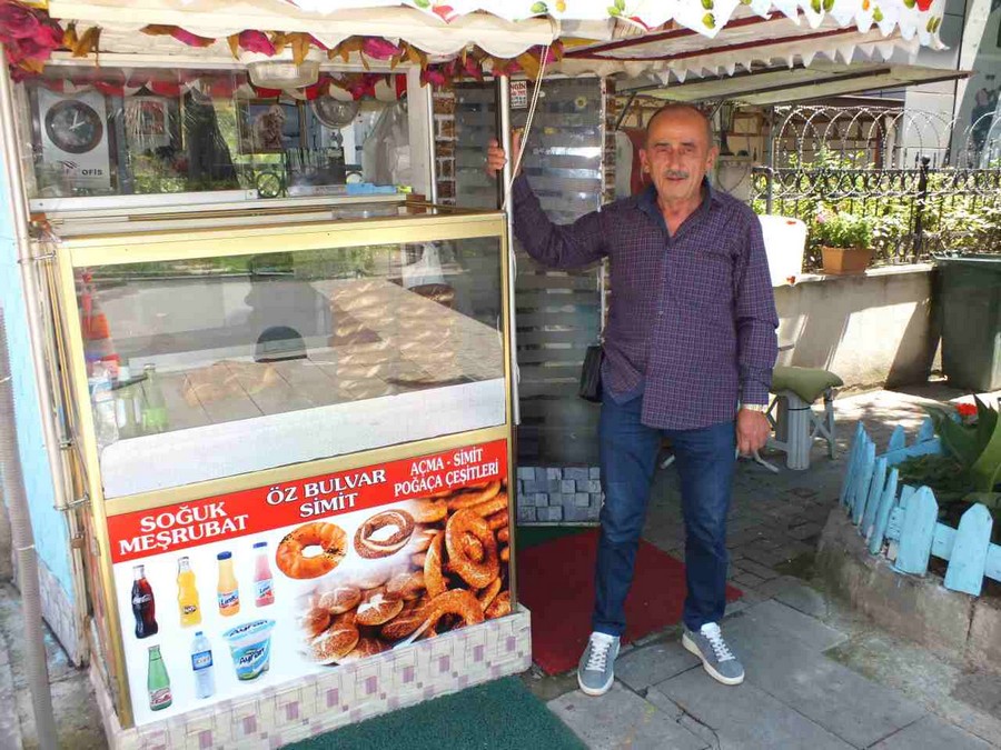 Fiyatlardaki artış simitçileri vurdu SATIŞ YAPAMIYORUZ
