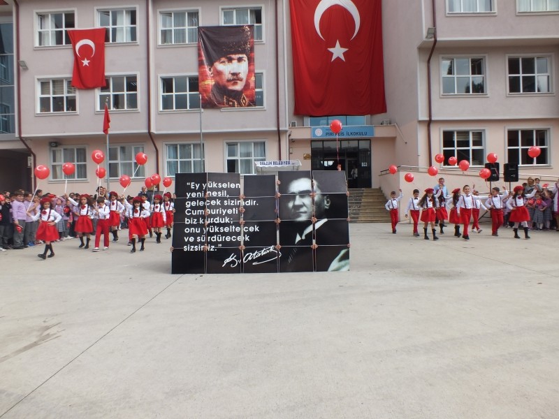 İlköğretim Haftası Anıtpark ve Piri Reis İlkokulu’nda  COŞKUYLA KUTLANDI