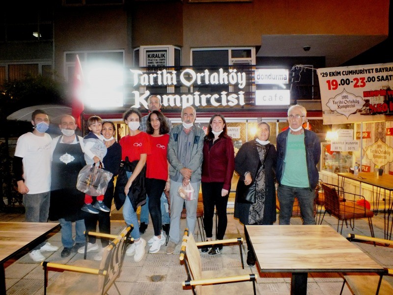 Tarihi Ortaköy Kumpircisi’nde Cumhuriyet Bayramı’na özel kampanya YOĞUN İLGİ GÖRDÜ