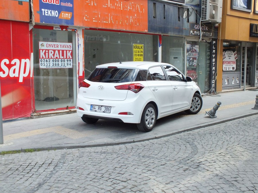 Gölcük’te bu yasağa uyulmuyor  SÜRÜCÜLER DUYARLI OLMALI