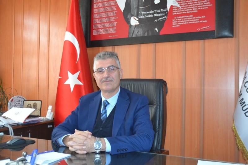 İlçe Milli Eğitim Müdürü Ercan Gülsuyu’nun   19 MAYIS ATATÜRK’Ü ANMA GENÇLİK VE SPOR BAYRAMI KUTLAMA MESAJI