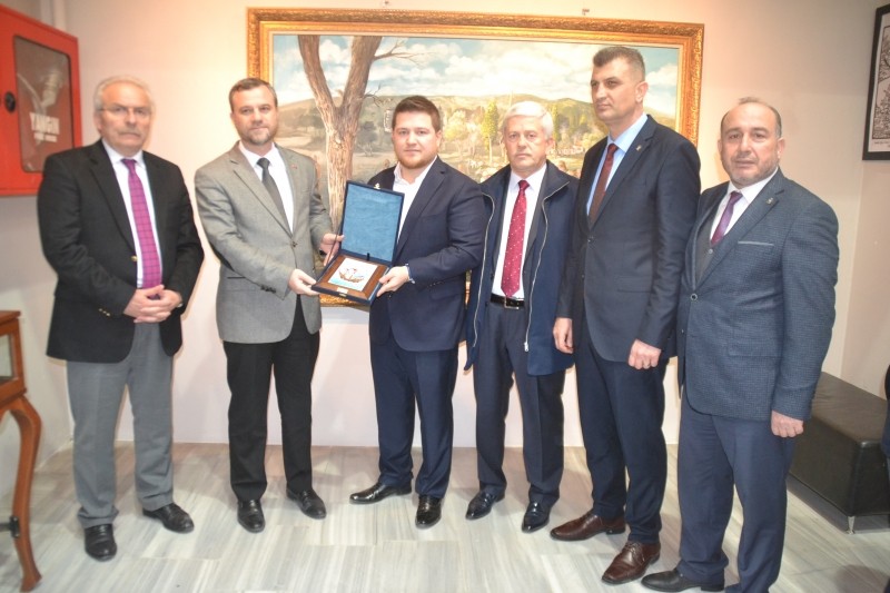 İsmail Hakkı Bey’in torunu Cihat Gündoğdu’dan  ÇANAKKALE DESTANI SERGİSİ