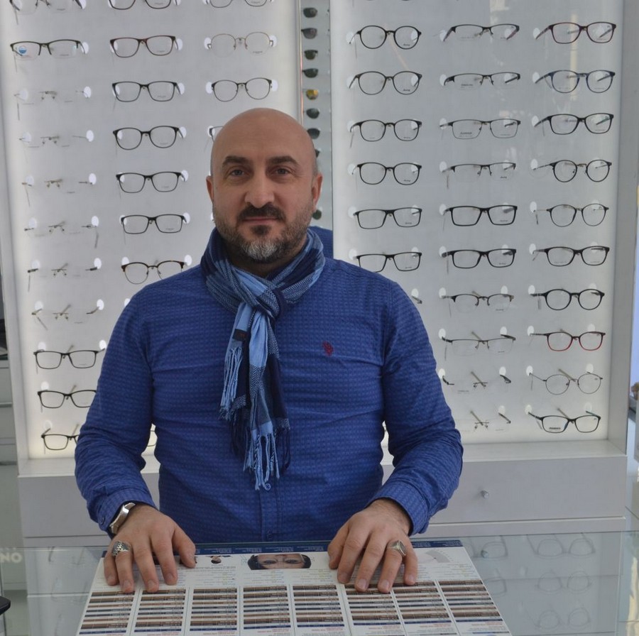 Şirin Optik’in Sahibi Faruk Gür’den astigmat açıklaması