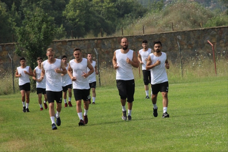 Gölcükspor’da yeni sezon çalışmaları tam gaz sürüyor