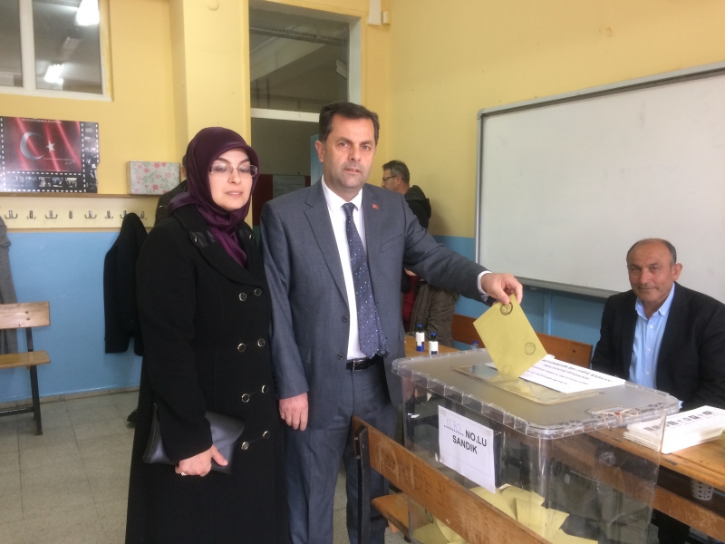 Başkan Adayı Yıldız, oyunu kullandı