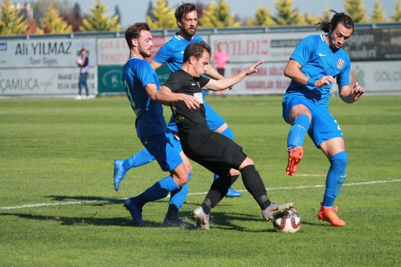 Gölcükspor kritik virajda PAZARSPOR MAÇI YARIN OYNANACAK