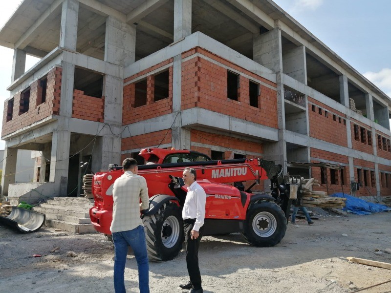 Müdür Mert, yapımı devam eden Okulları ziyaret etti GÖLCÜK’E YAKIŞAN OKULLAR