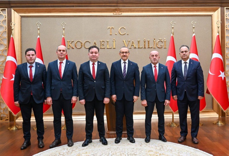 Türk Harb-İş Sendikası Kocaeli Şubesi Başkanı Şahin Akçer ve Yönetimi’nden VALİ YAVUZ’A ZİYARET