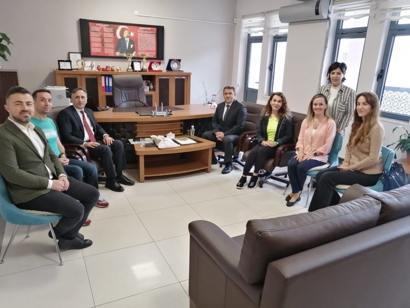 Müdür Mert Okul ziyaretlerini sürdürüyor