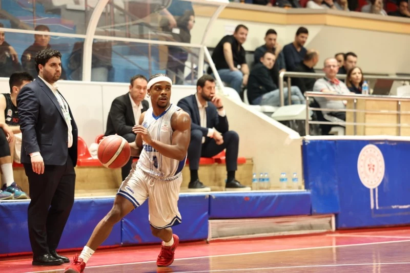 Kocaeli BŞB Kağıtspor Bornova Belediyesi Karşıyaka’yı 98-72 MAĞLUP ETTİ