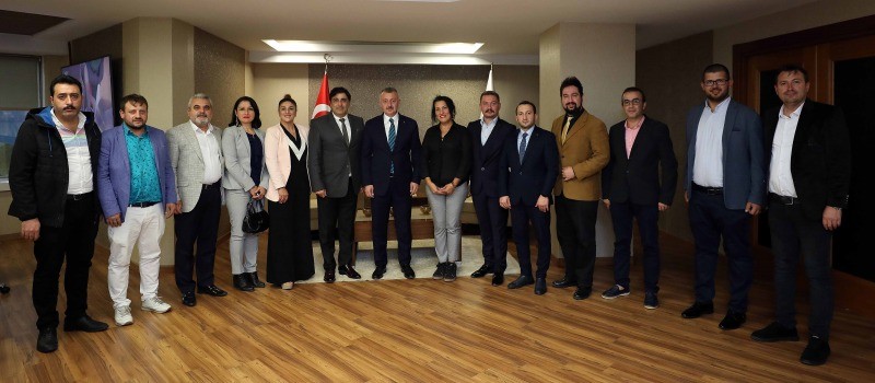 Öztürk, ‘Bu kent sizi seviyor ve güveniyor’