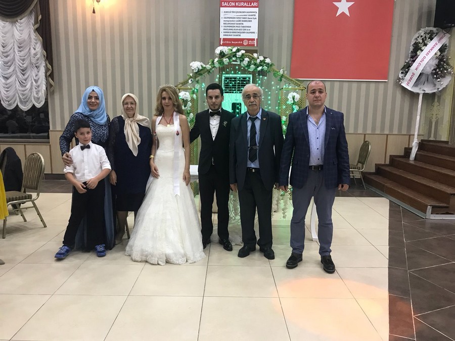Selin ve Gökmen çifti muhteşem düğünle dünyaevine girdi
