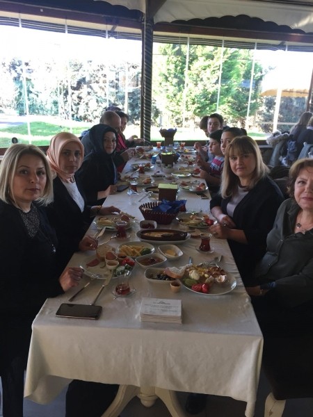Gölcük Fen Lisesi ailesi kahvaltıda buluştu