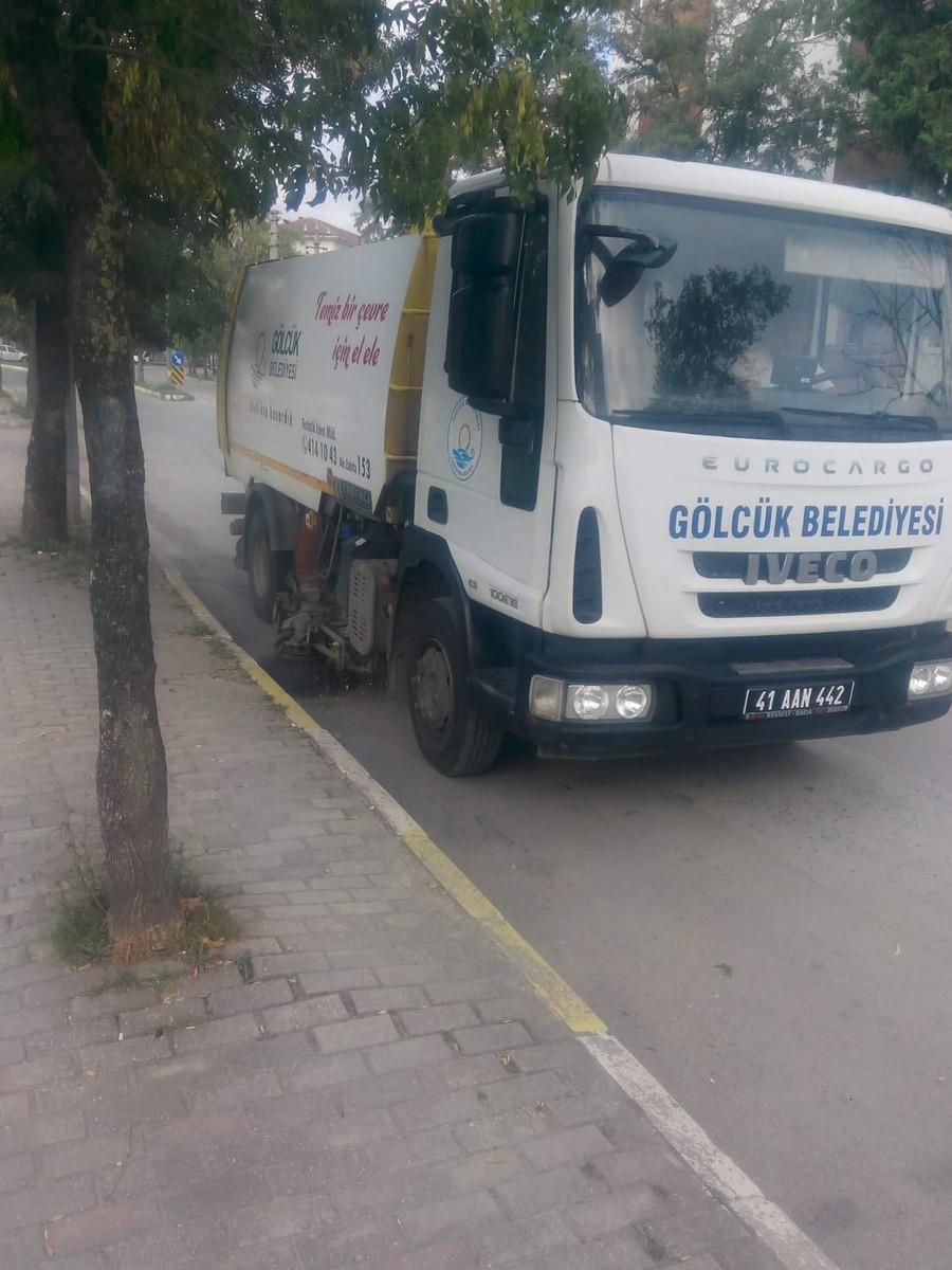 İlçemizde o bölgede temizlik çalışmaları vatandaşları memnun etti