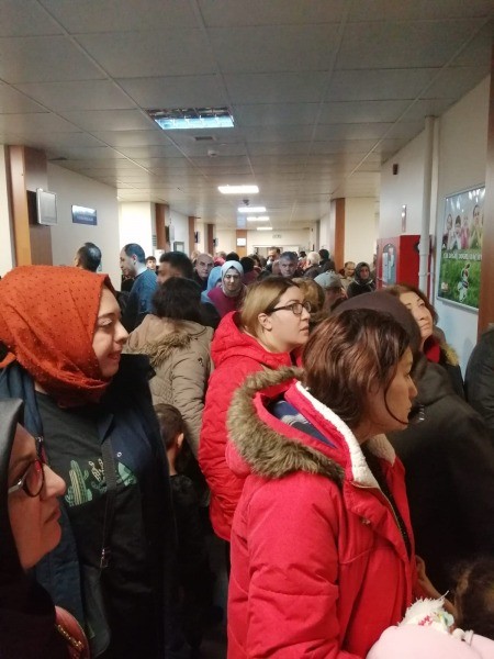Necati Çelik’te yoğunluk had safhada HASTALAR İSYAN ETTİ