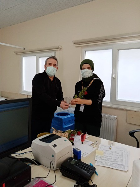 Uzun, Necati Çelik’te sağlık çalışanlarının 14 MART TIP BAYRAMINI KUTLADI