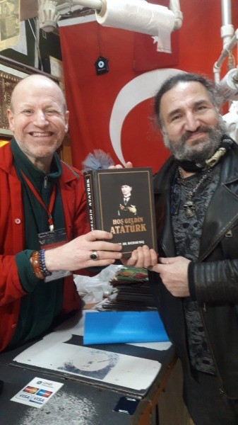 Ay, ‘Atatürk büstüne yapılan saldırılar asla kabul edilemez’
