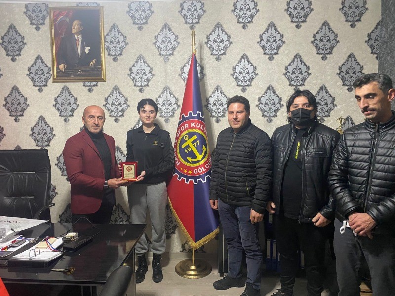 Harb-İş Spor Ezgi Yağmur Demir’i  kutladı TEŞEKKÜR PLAKETİ VERDİLER