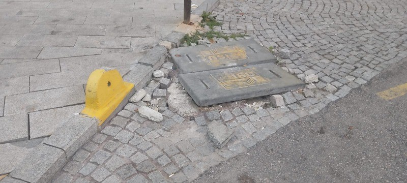 Dikkatsiz sürücüler kanal kapaklarına zarar veriyor